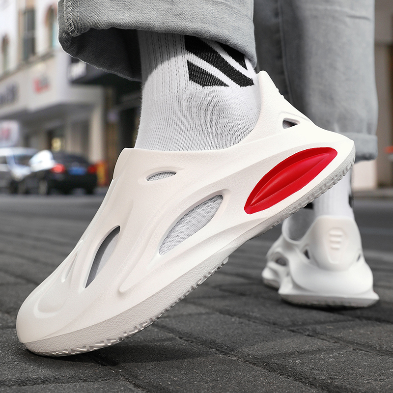 海峡虎拖鞋男新款夏季踩屎感沙滩鞋凉鞋男士运动外穿防滑洞洞鞋