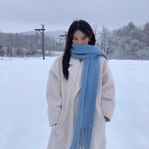 蓝色马海毛加厚保暖围巾女