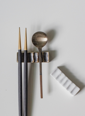 日式陶瓷筷托家用酒店饭店摆台餐具筷子架公筷托白色不规则支架托