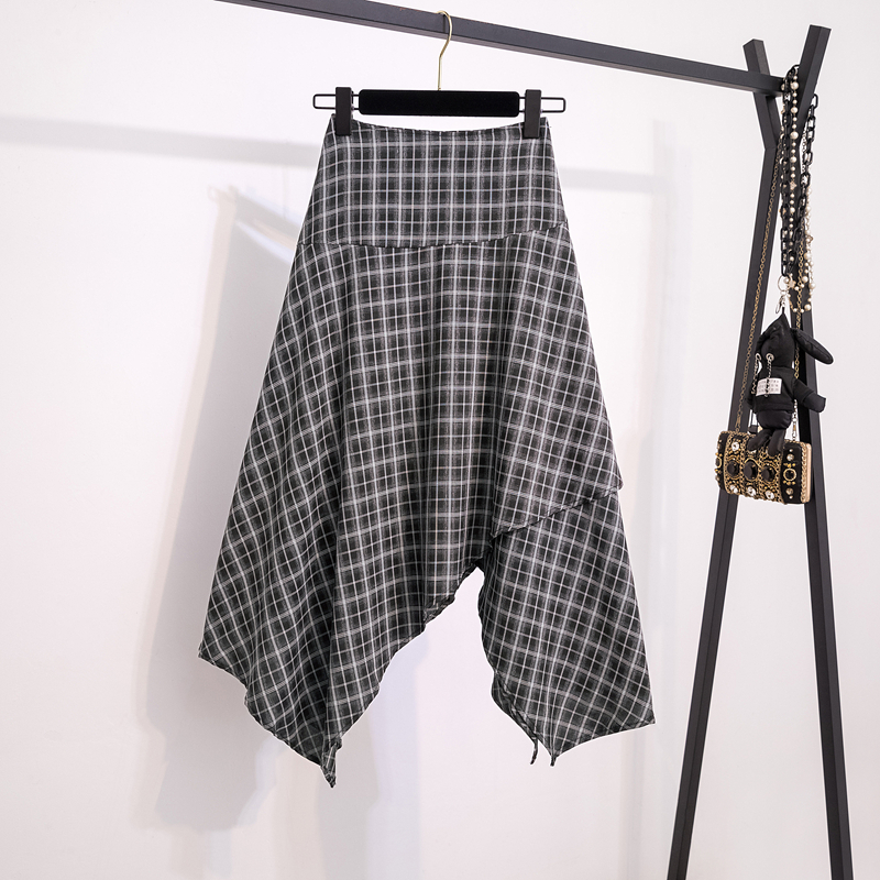大码胖mm高级感格子不规则半身裙女秋冬显瘦高腰a字格纹中长款裙