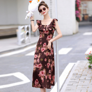 碎花长裙 法式 轻奢荷叶边方领连衣裙女 2024夏新款 名媛度假风修身