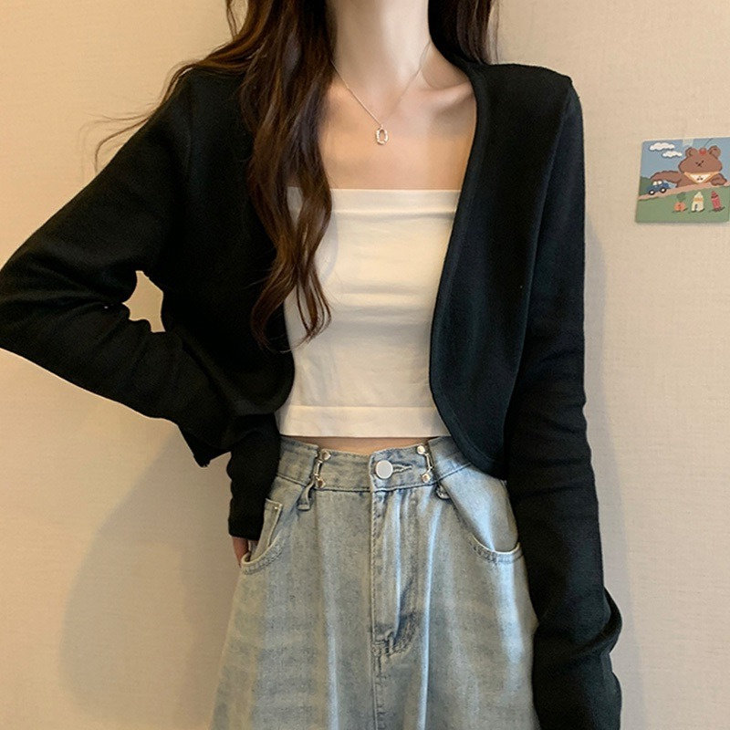 黑色长袖针织开衫女夏季薄款2025夏季流行单品配吊带短款披肩外套