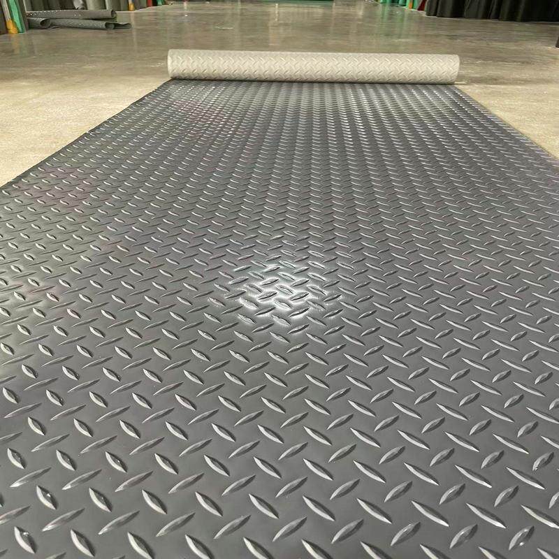 厂家防滑垫pvc地垫门垫走廊楼梯厨房防水地胶板仓库塑料地毯