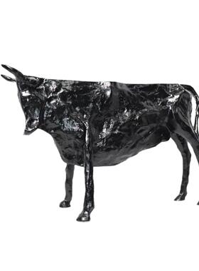 现代BJ00104简约合金抽象铸铁牛雕塑摆中件样复板房新式北欧茶客