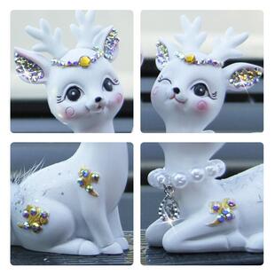 2025款网红12518汽车装摆件一档路平安鹿车内创意高新车载摆件饰