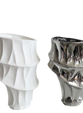 创意异形陶瓷金属软花瓶电镀银JWX色花色器样板间客摆件厅白装饰