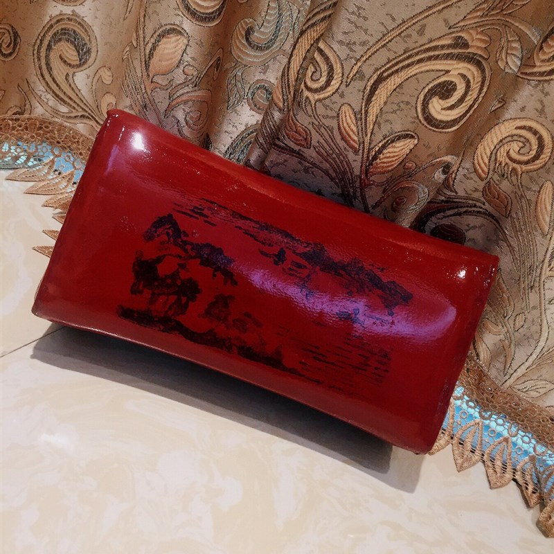 正牛皮手工传统漆枕头w.皮枕头婚喜庆安床财丁意义