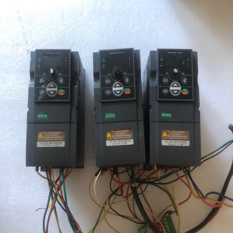 变频器。SF100(憨憨电子)