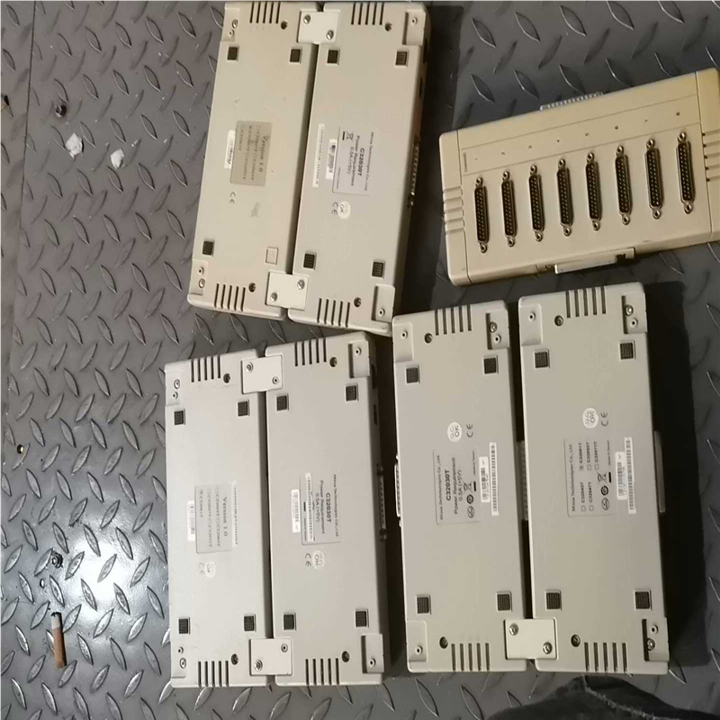 摩莎MOXA C32030T 具体请看图片，共7个图片为实物议价