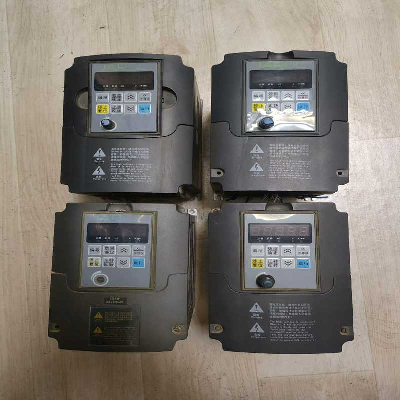 议价佳乐变频器JR7110-1R5G-4-1010  15kw