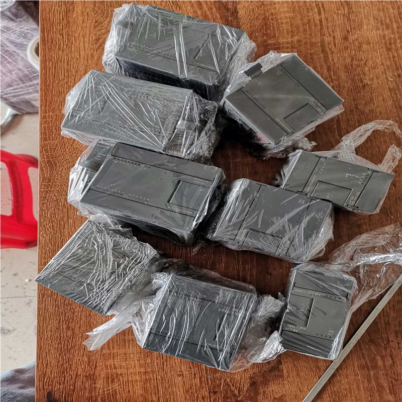 议~PLC件  s7200PLC3个   EM222模