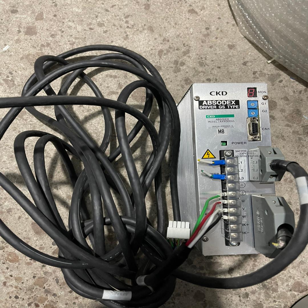 议价CKD转盘AX9000GS，马达AX4045GS，标签被撕了