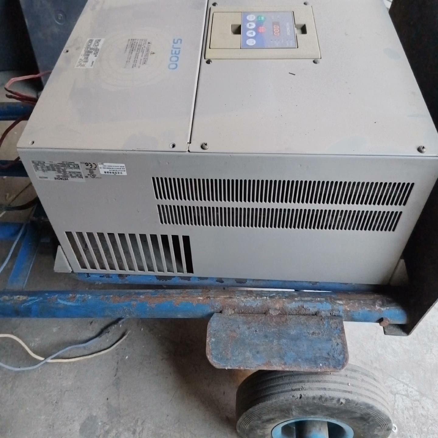 拆机SJ300变频器SJ300-300HFE-SD1功率~议价