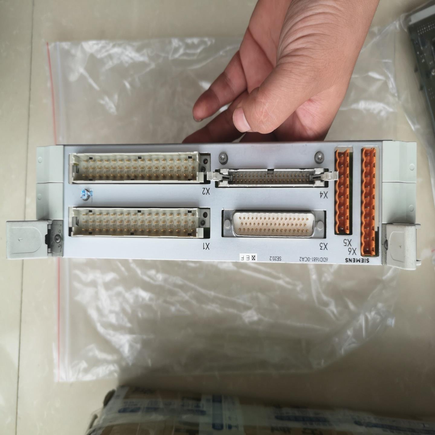 6DD1681-0CA2 成色不错   (崽崽配件）