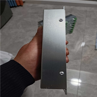 BFB 实物 议价 成色如图 共16个 AC220 电源 DC24