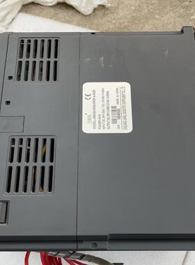 （议价）变频器JR6000-004G/5R5P-4-5020一台