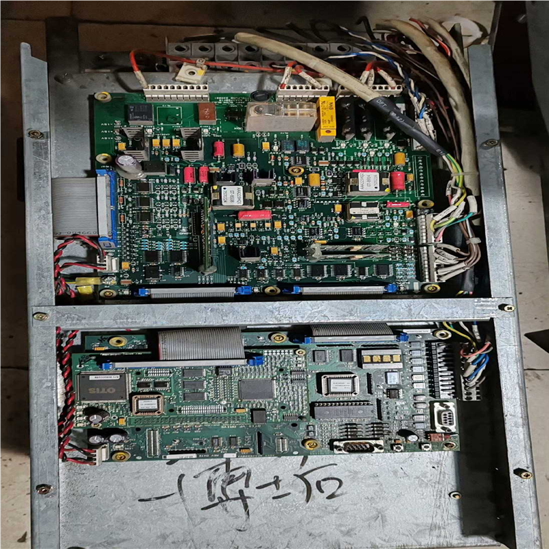 奥的斯变频器ADA21290AK2的联系AAA2129议价