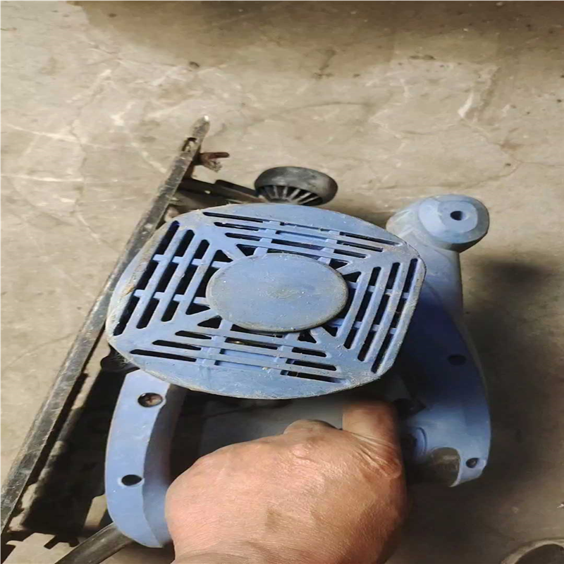 电圆锯，型号235， 正常使用 ，包转子无磨损，实物（憨憨电子）