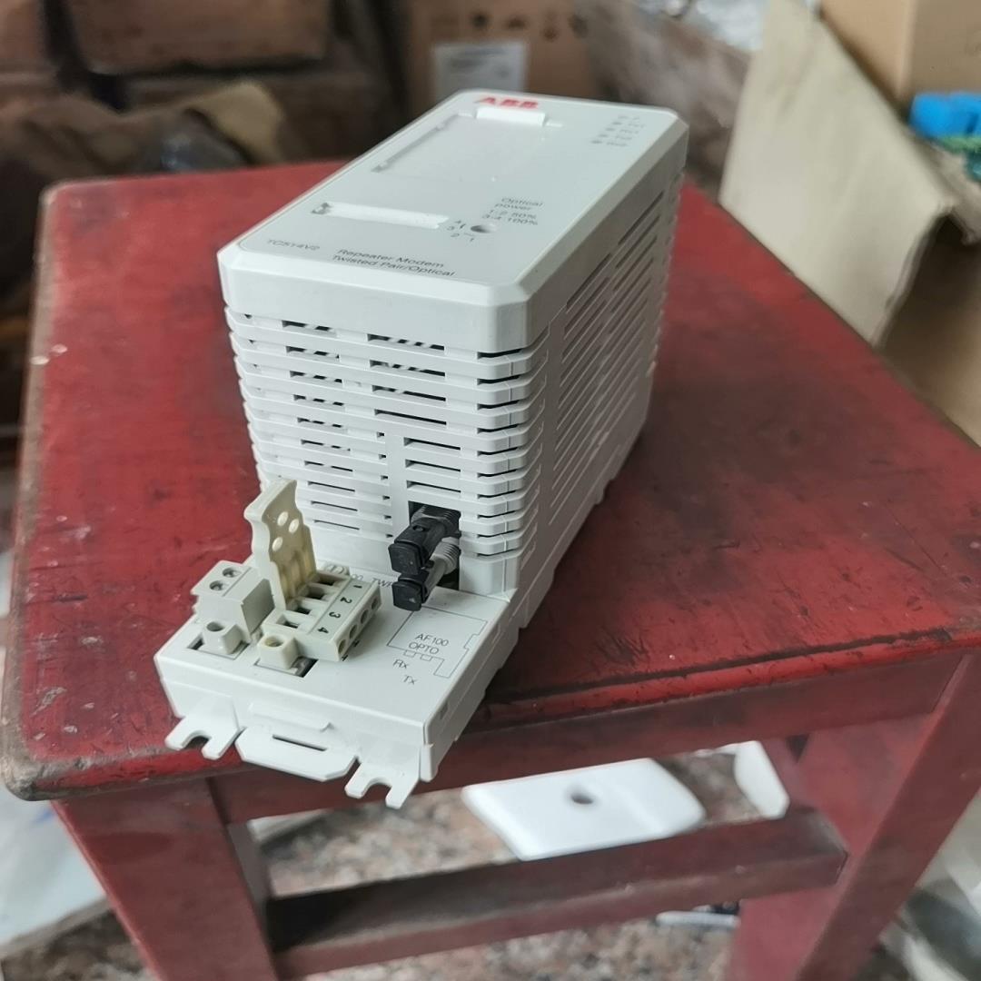 ABB PLC型号TC514V2。。1个(崽崽配件）