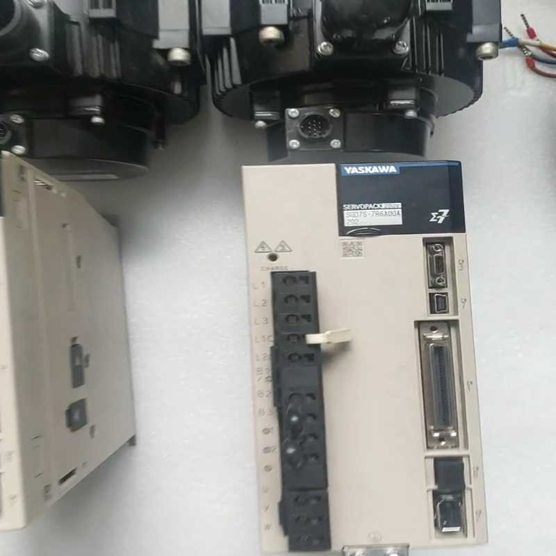 安川驱动器SGD7S-7R6A00A202电机SGM7G-0（崽载电子）