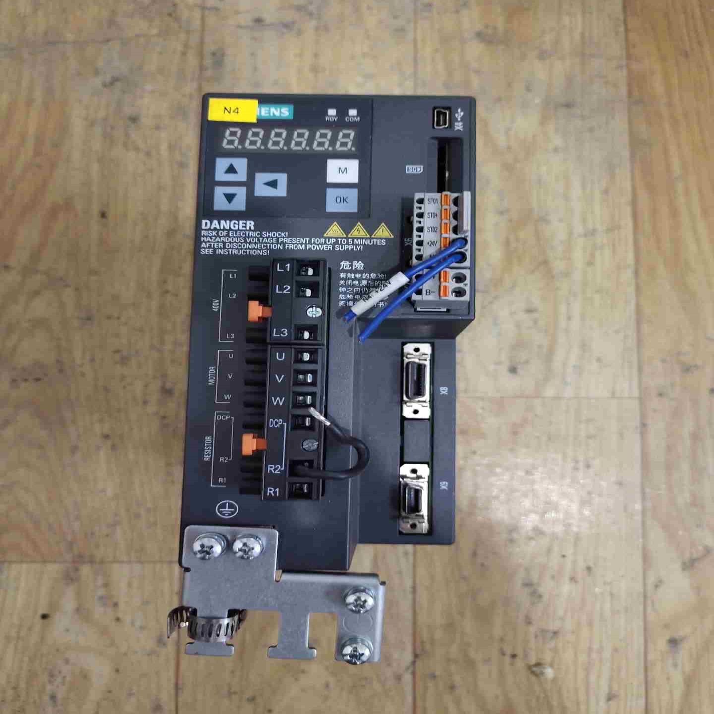 V90驱动器  6SL3210-5FE10-8UF0~议价