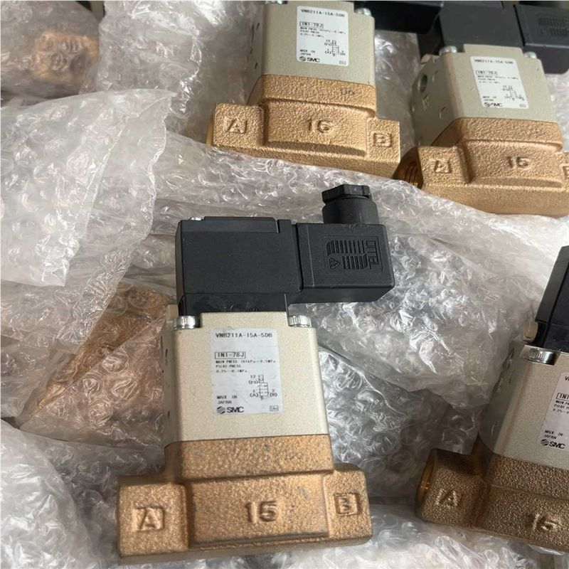 议价SMC VNB211A-15A-5DB 电磁阀 全新未使用