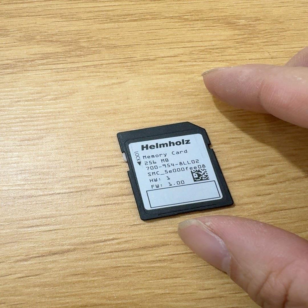 议价700-954-8LL02新卡，需要的老板联系。