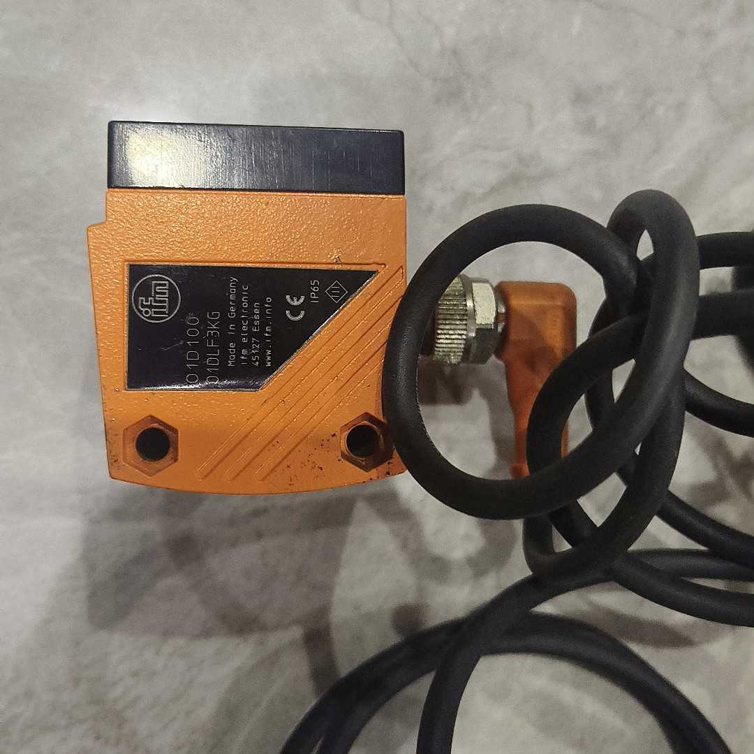 (询价)德国 易福门进口光电传感器01D100，测距传感器01DLF