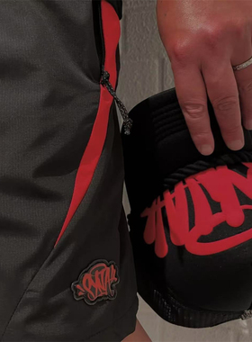 SYNA新款时尚百搭休闲男女字母印花黑色棒球帽秋季高品质红色麻绳