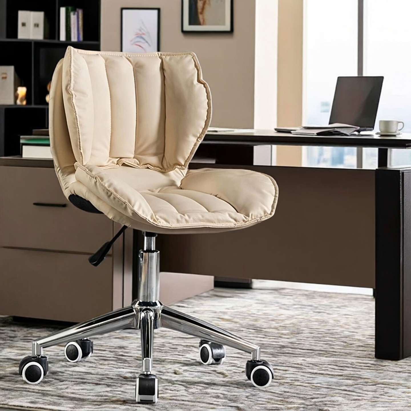 奶油风电脑椅子办公椅升降旋转椅