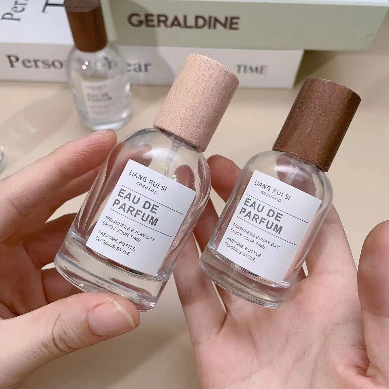 50ml香水分装瓶精致玻璃螺口便携瓶高端喷雾化妆品替换空瓶100ml