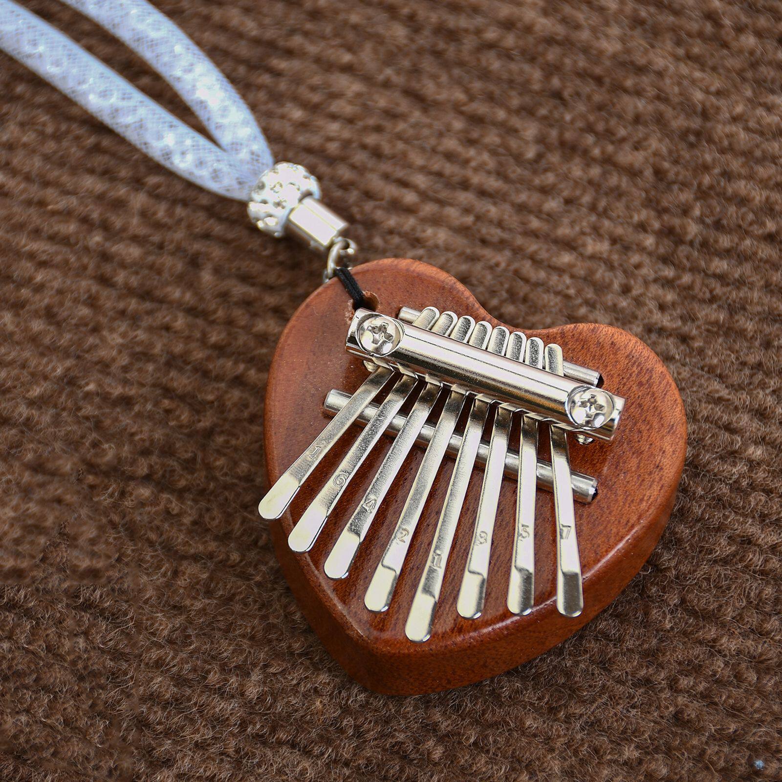 迷你8音拇指琴卡林巴背包装饰礼品+挂绳（桃花芯实木心形）