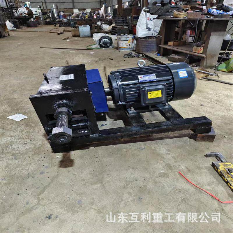 预应力钢绞线穿束机 小型桥梁预绞线穿束机 建筑施工穿钢绞线设备图片
