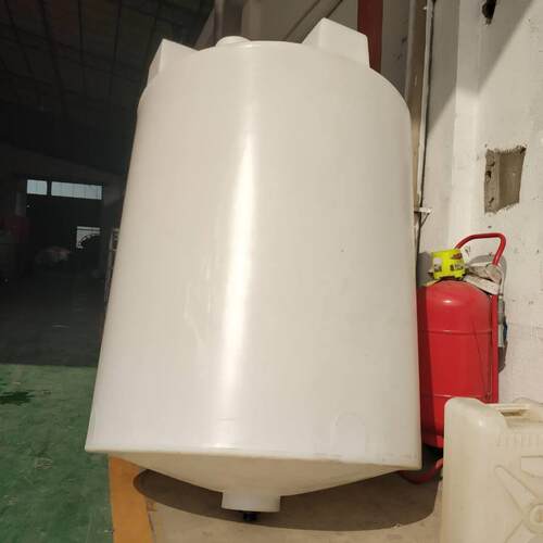 1.5吨pe加药箱1500L加厚塑料化工搅拌桶锥底加药计量泵厂家直供