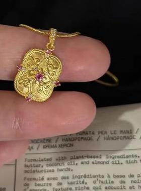 新中式古法金色拉丝鸢尾花吊坠项链女时尚百搭小众简约轻奢锁骨链