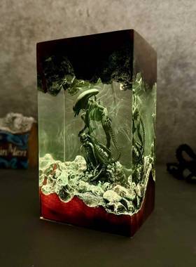 跨境爆款太空怪物异形周边外星人环氧树脂夜灯给电影爱好者的礼物