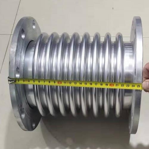 500 600KW千瓦玉林YC6TD840L-D20 YC6TD900L-D20柴油发电机波纹管