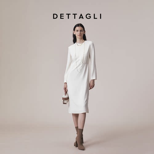 Dettagli迪塔莉秋冬季新款优雅北欧风奶白色醋酸披肩收腰连衣裙