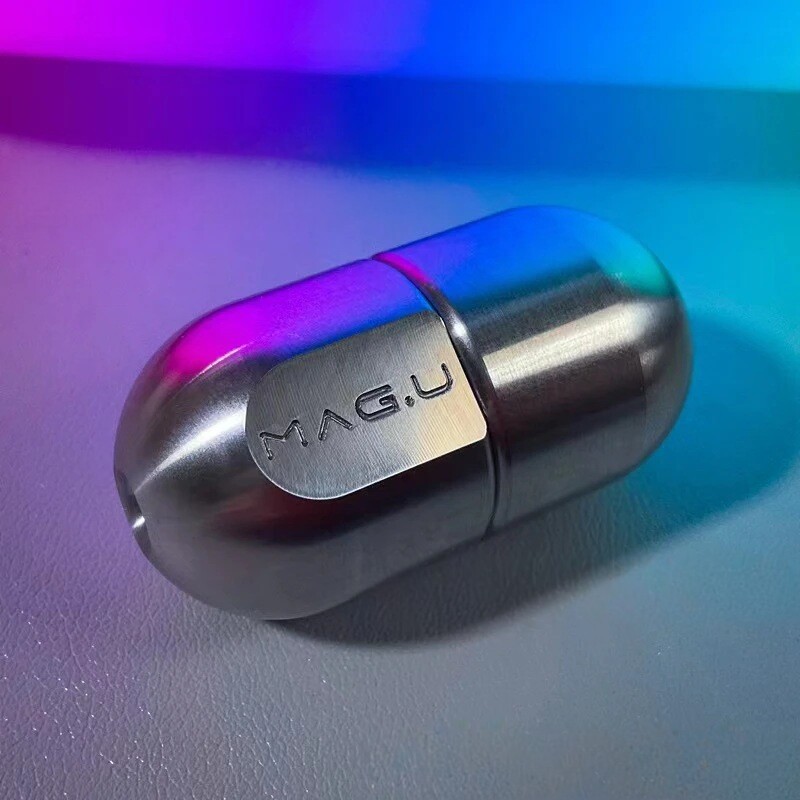 EDC磁力胶囊震动推牌啪啪币