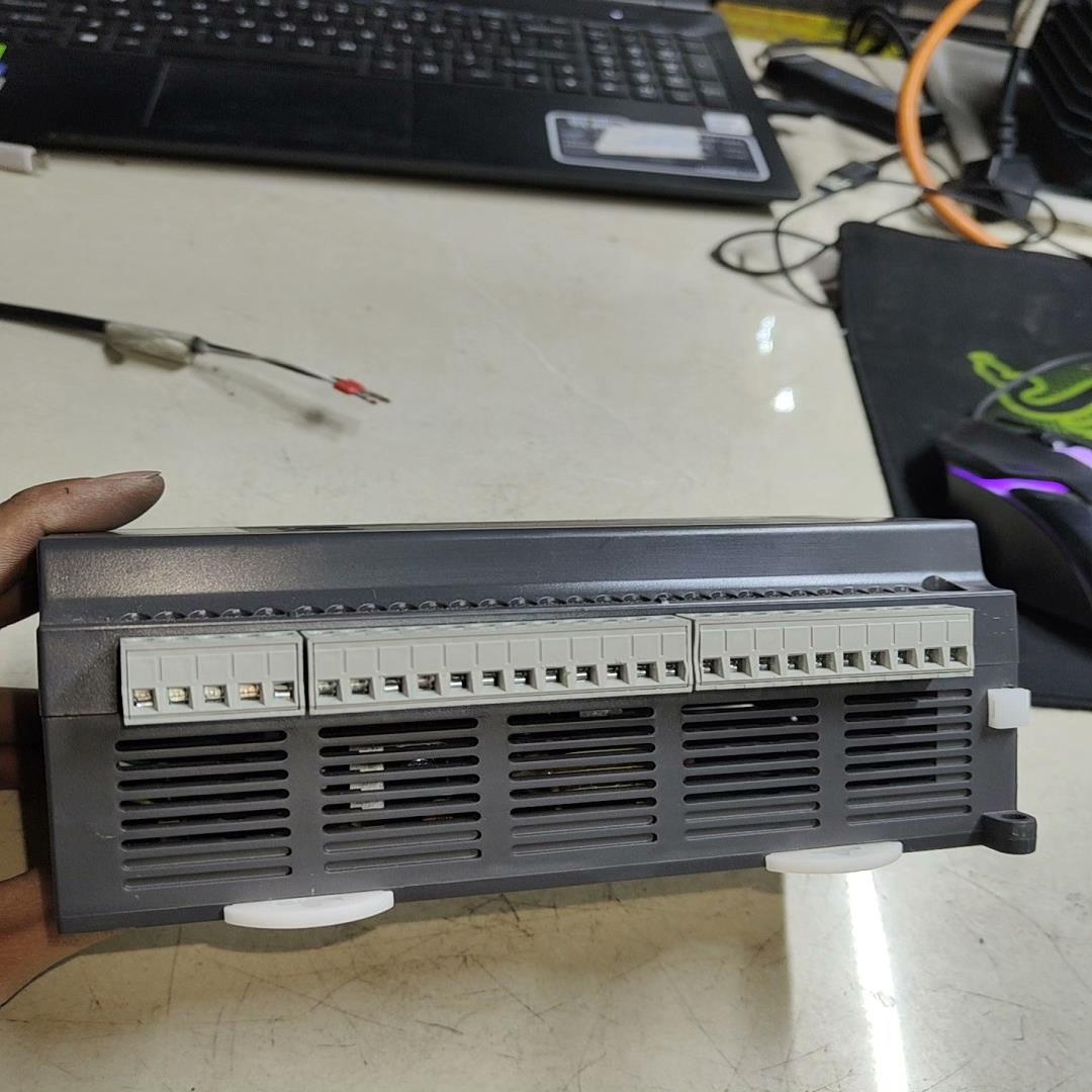 台达PLC，台达模块，DVP40ES200R，实物拍摄，成色~议价