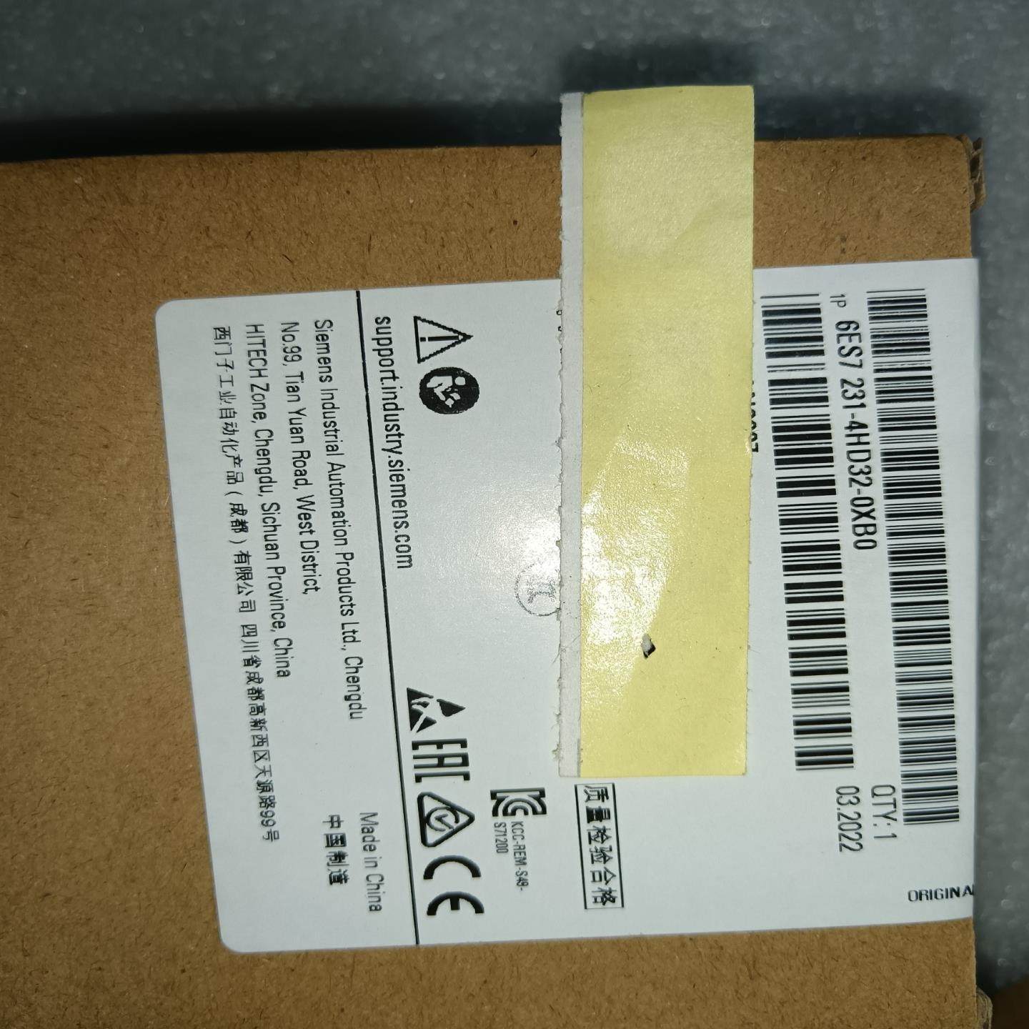 的plc一个，型号6es7231 4hd32 0x(崽崽配件）