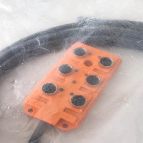 易福门ifm总线模块E10280(崽崽配件）