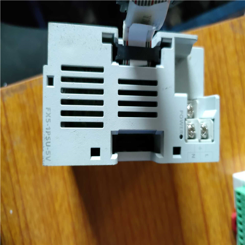 FX5 1PSU 5V，，基本没怎么使用（咳咳电子）
