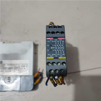 ABB安全扩展继电器2TLA010030R0000 ，  E（豆豆设备）