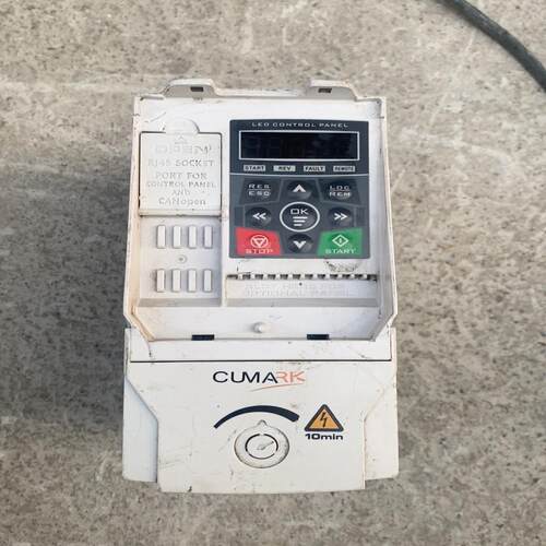 议~ES350L-F0-4K0-3B 深圳库马克变频器 4KW变