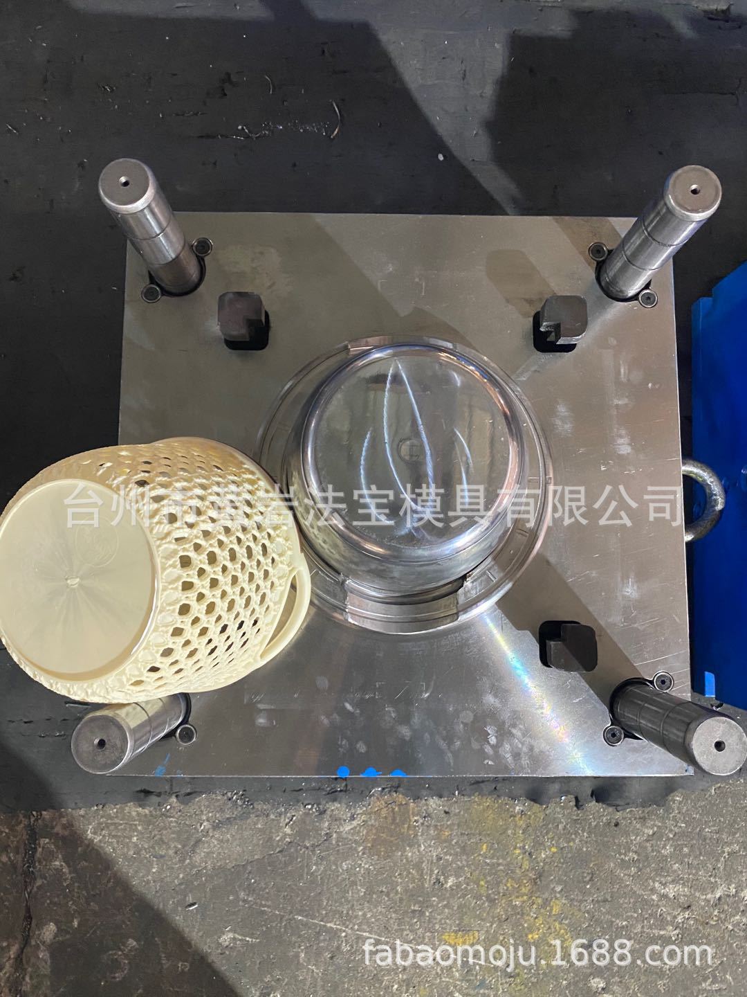 置物篮收纳篮脏衣篓镂空印花篮子有盖模具自动脱