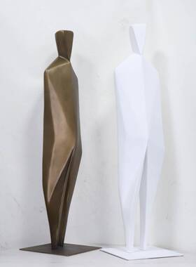 件现简约抽象人物摆金属造型落代地艺术装饰酒店玄大堂关创BJ0005