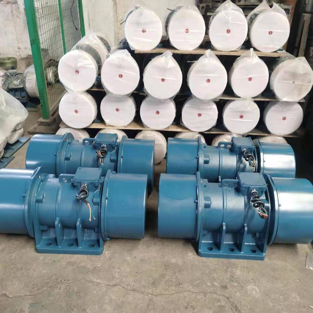 工业震动器XVMA-2动5-4厂振家直销宏达振-打器1XVM-A-25.5KW4级马