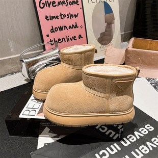 卡皮巴拉雪地靴皮毛一体小黄豚厚底防滑加绒加厚雪地靴女冬季棉鞋