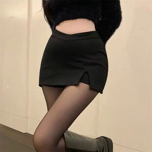 Solid V-shaped waist and hip short skirt 纯色V字腰包臀短裙女